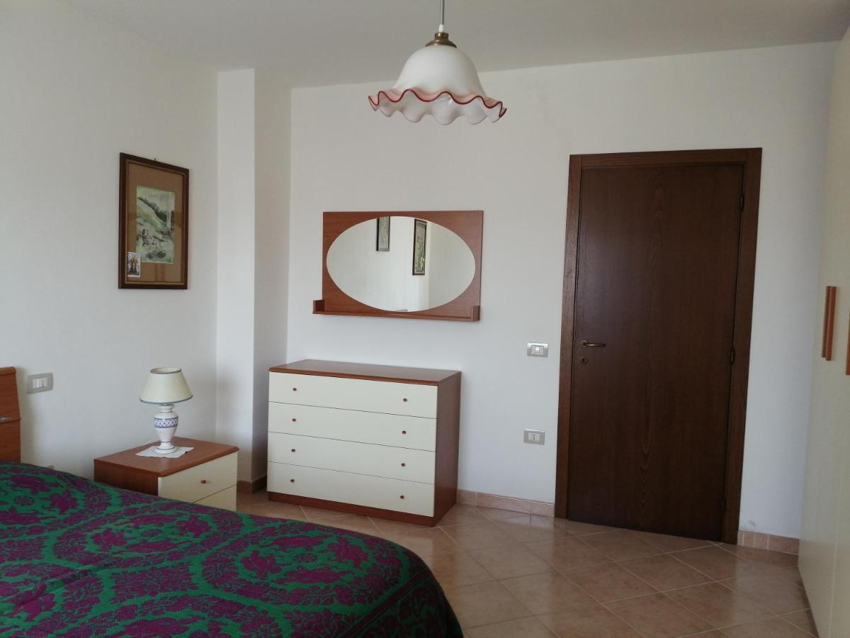 Mille Papaveri Rossi Casa Di Angela Serravalle di Chienti المظهر الخارجي الصورة